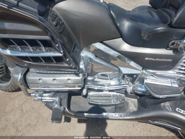 2010 HONDA GL1800 1HFSC47H8AA903498 Photo 8