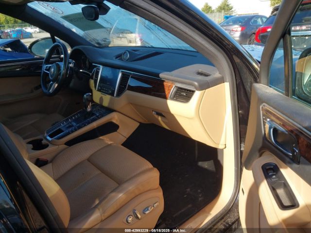 2018 PORSCHE MACAN WP1AB2A51JLB33305 Photo 4