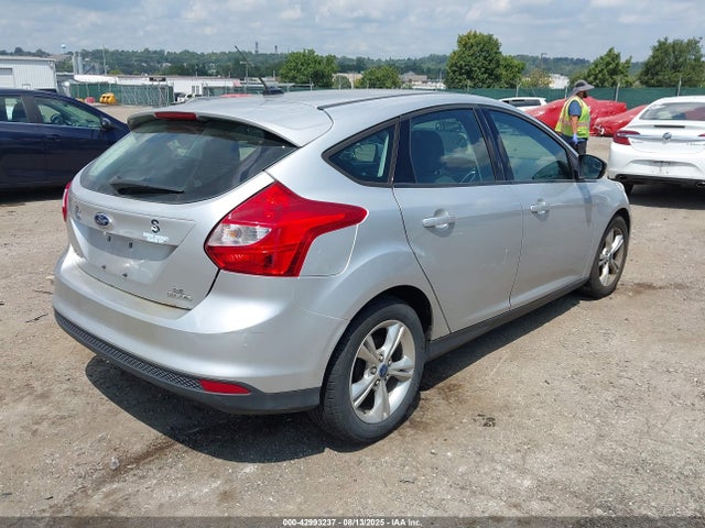 Ford 2014 2014 1FADP3K2XEL377413 Image 4