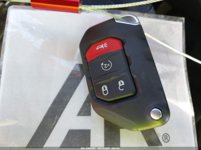 2024 JEEP WRANGLER 4XE 1C4RJXN6XRW194427 Photo 10