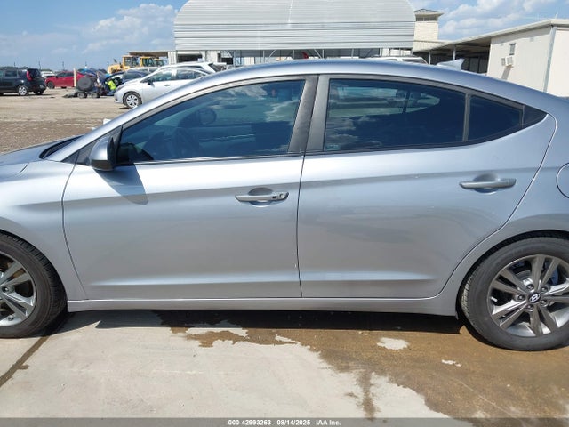 Hyundai Elantra 2017 5NPD84LF6HH119333 Image 15