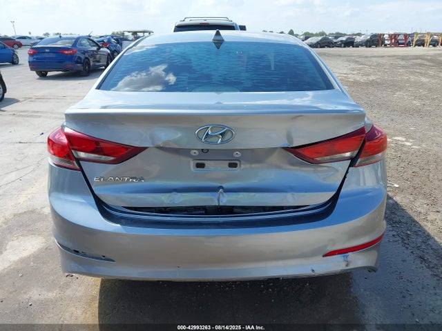 Hyundai Elantra 2017 5NPD84LF6HH119333 Image 17