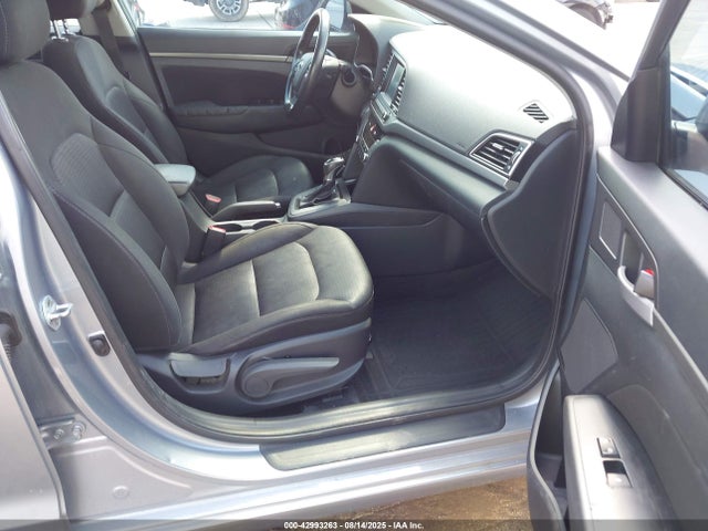 Hyundai Elantra 2017 5NPD84LF6HH119333 Image 5