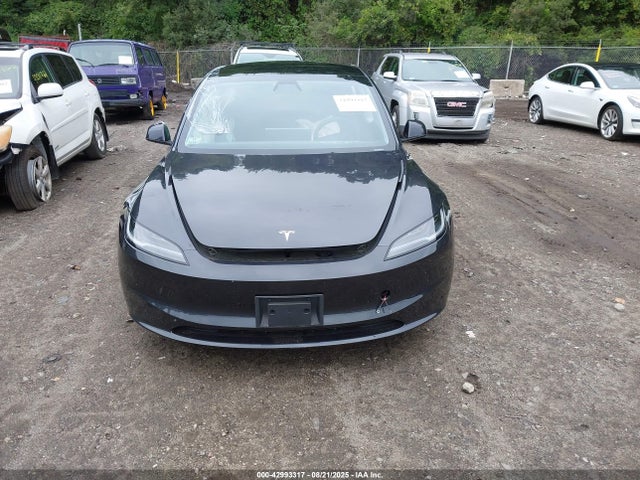 5YJ3E1EB5RF820362 Tesla 2024