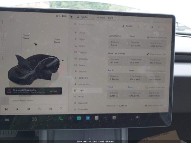 5YJ3E1EB5RF820362 Tesla 2024