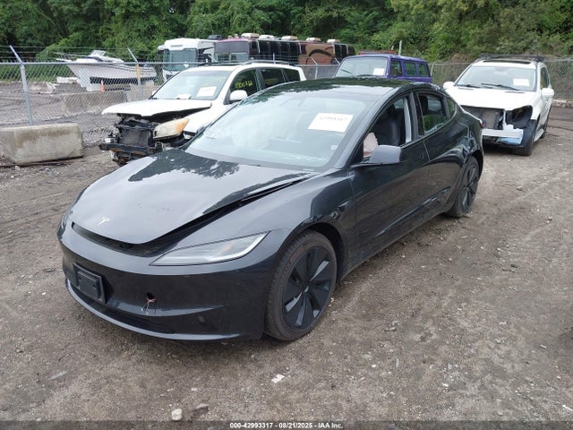 5YJ3E1EB5RF820362 Tesla 2024
