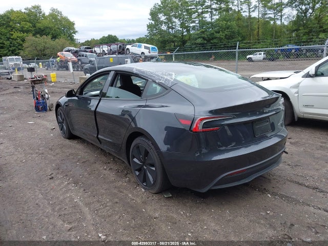 5YJ3E1EB5RF820362 Tesla 2024