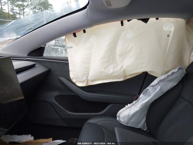 5YJ3E1EB5RF820362 Tesla 2024