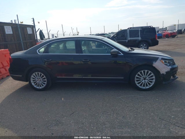 Volkswagen 2016 2016 1VWBT7A30GC030462 Image 13