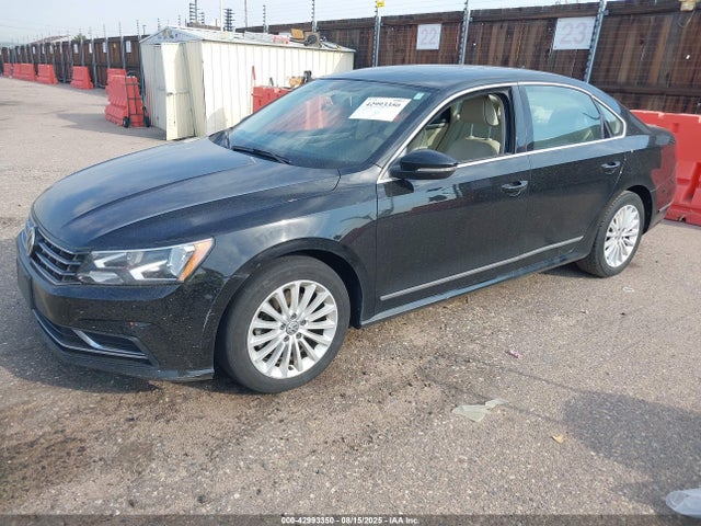 Volkswagen 2016 2016 1VWBT7A30GC030462 Image 2