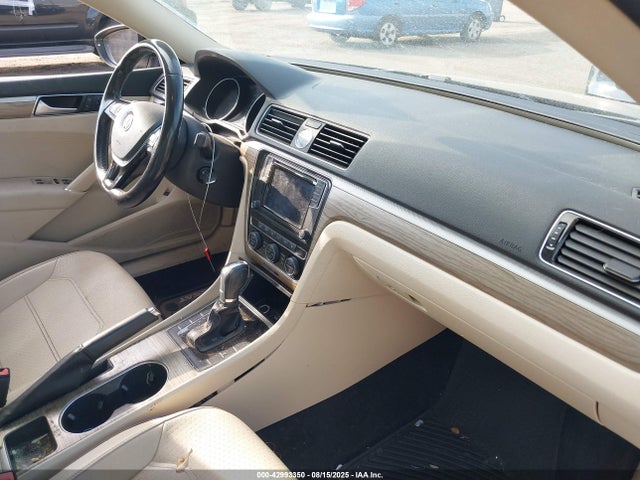 Volkswagen 2016 2016 1VWBT7A30GC030462 Image 5