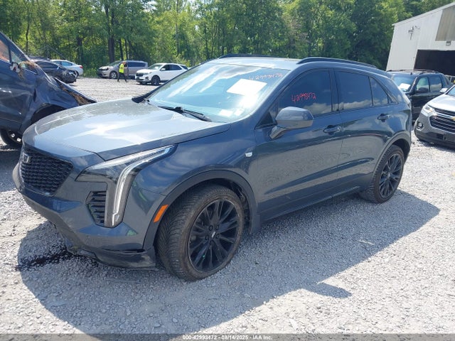 2019 CADILLAC XT4 1GYFZFR4XKF102859 Photo 1
