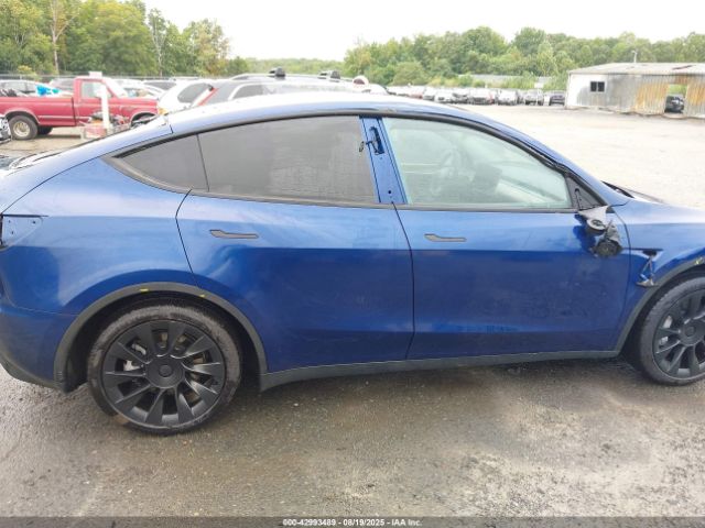 2024 TESLA MODEL Y 7SAYGAEE3RF117775 Photo 5