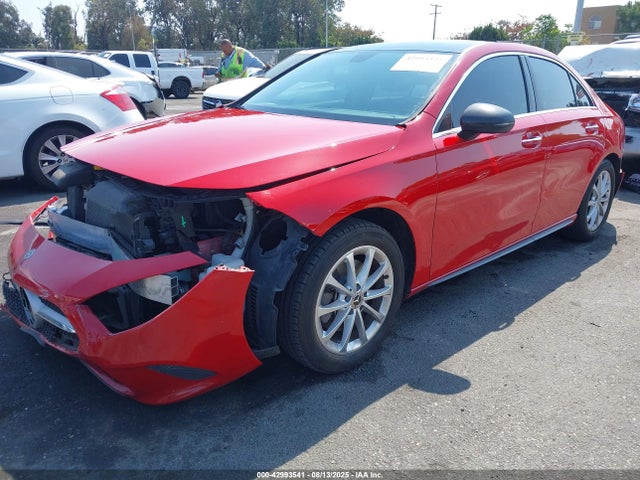 Mercedes-Benz m260 2019 WDD3G4EB4KW027203 Image 2