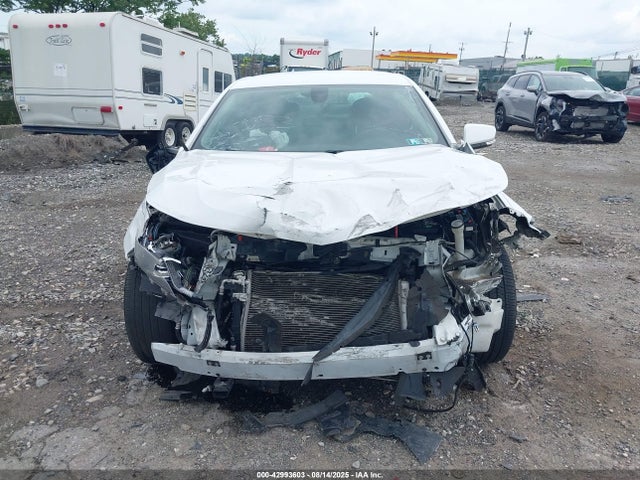 1G1125S35EU112644 Chevrolet lfx