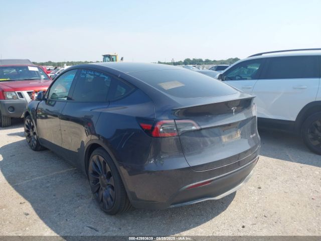 2025 TESLA MODEL Y 7SAYGDEF1SA344914 Photo 2
