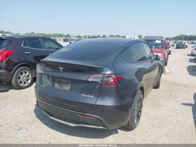 2025 TESLA MODEL Y 7SAYGDEF1SA344914 Photo 3