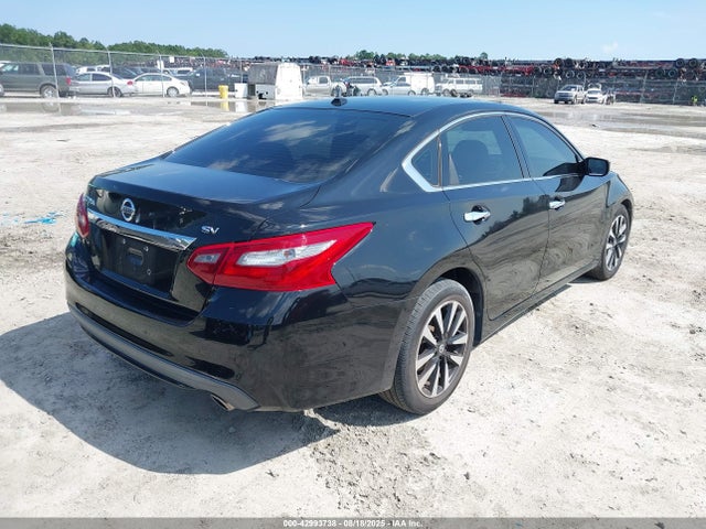 1N4AL3AP5JC267228 Nissan 2018