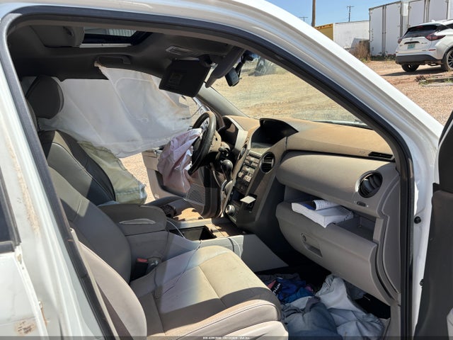 42993988 :رقم المزاد ، 5FNYF3H90BB042968 vin ، 2011 Honda Pilot مزاد بيع
