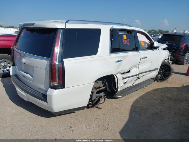 2017 CADILLAC ESCALADE 1GYS4BKJ7HR255261 Photo 3
