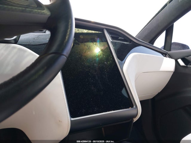 2020 TESLA MODEL X 5YJXCBE27LF248876 Photo 6