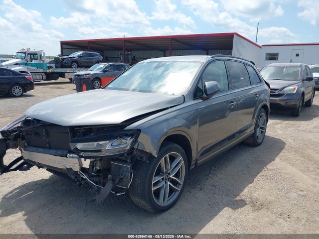 2017 AUDI Q7 WA1VAAF7XHD028528 Photo 1