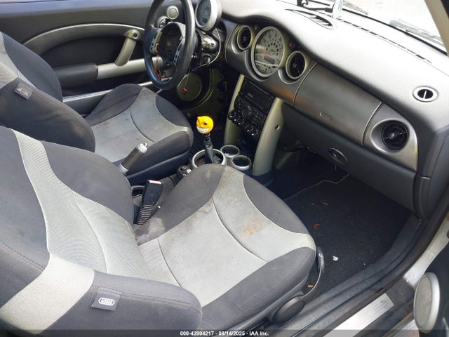 2002 MINI COOPER S WMWRE33492TD53038 Photo 4