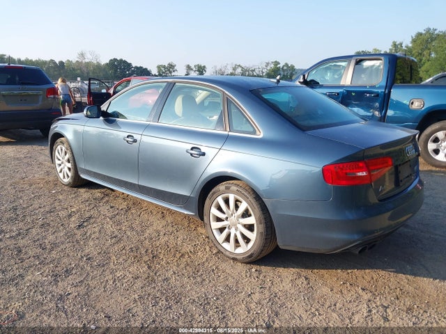 2015 AUDI A4 WAUBFAFL3FN034649 Photo 2