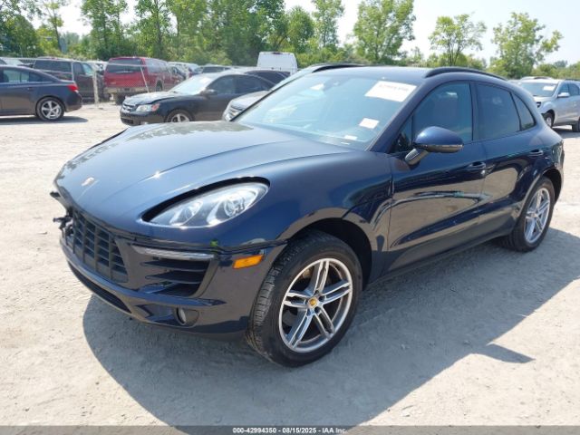 2017 PORSCHE MACAN WP1AA2A52HLB81084 Photo 1