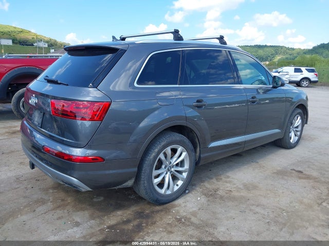 2019 AUDI Q7 WA1AAAF75KD011271 Photo 3