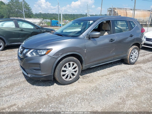Nissan 2017 2017 KNMAT2MV4HP503529 Image 2