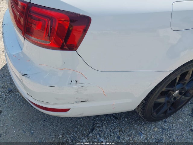 3VW4T7AJ4EM301820 Volkswagen Jetta