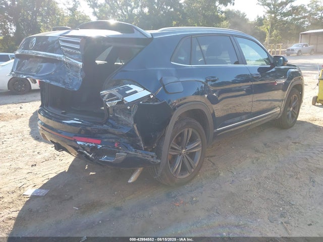 Volkswagen fsi 2020 1V26E2CA4LC223123 Image 4