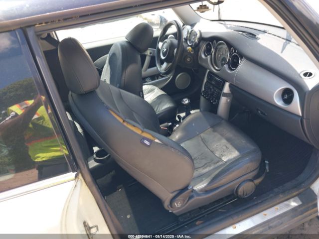 2006 MINI COOPER WMWRC33506TK71474 Photo 4