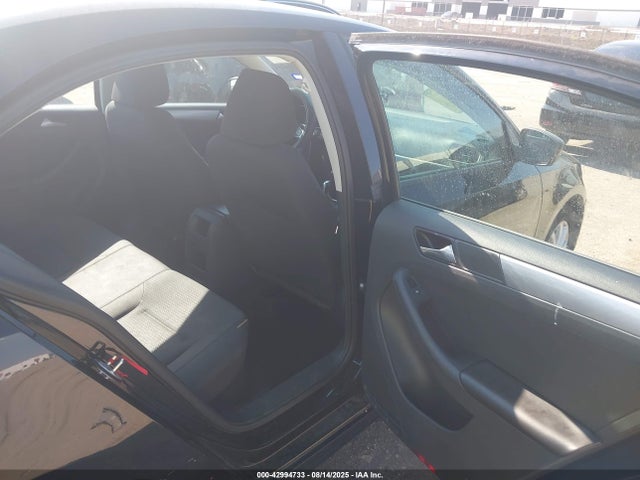 3VWD17AJXFM289129 Volkswagen 1.8t