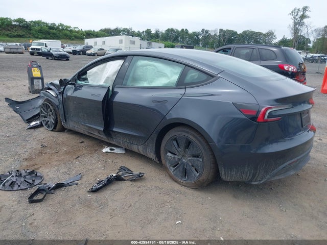 2024 TESLA MODEL 3 5YJ3E1EA0RF858007 Photo 2