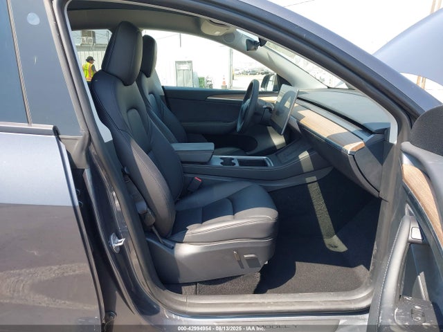 7SAYGDEE1PF943801 Tesla 2023