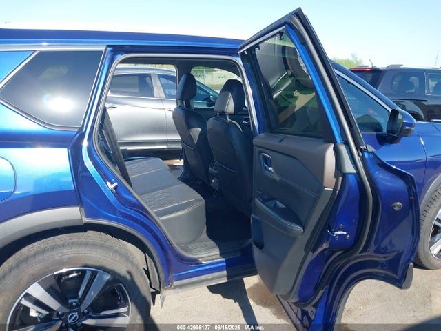 Nissan Rogue 2023 JN8BT3DCXPW104075 Image 8