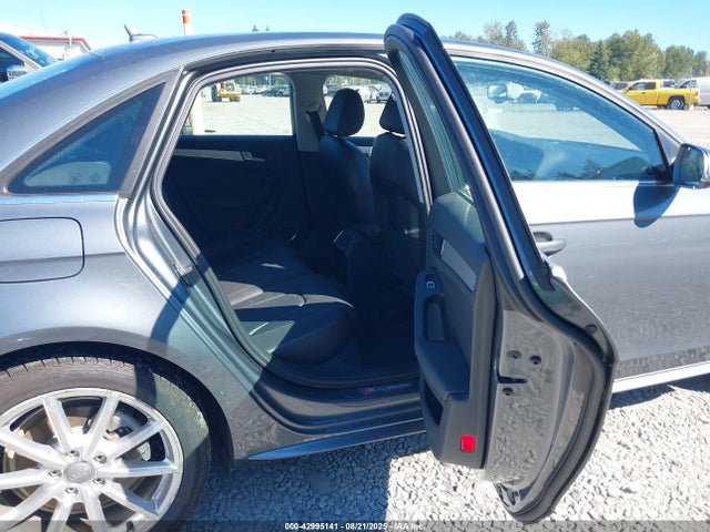 WAUFFAFL0FN008950 Audi A4
