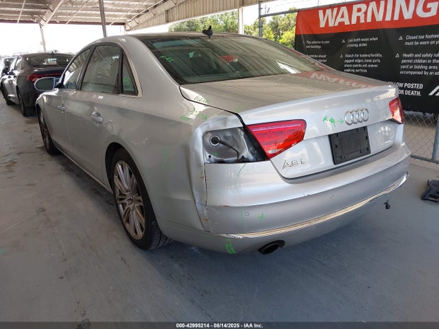 2014 AUDI A8 L WAURGAFDXEN008763 Photo 2