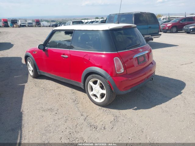2005 MINI COOPER WMWRC33455TC59295 Photo 2