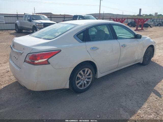 1N4AL3AP6FN907197 Nissan 2015