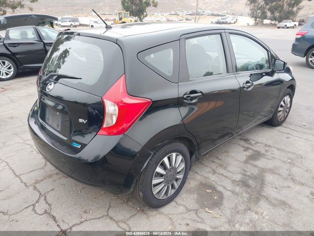 Nissan 2015 2015 3N1CE2CP7FL415088 Image 4