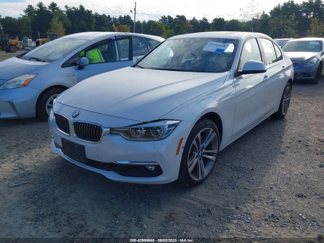 WBA8D9G37HNU65768 BMW 330I