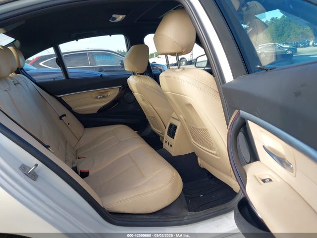 WBA8D9G37HNU65768 BMW 330I