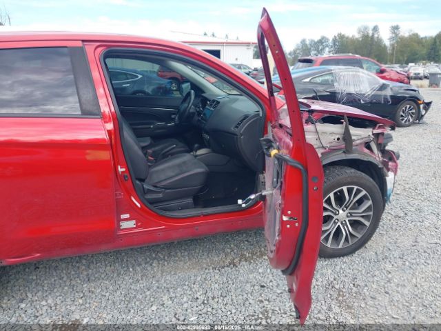 2018 MITSUBISHI OUTLANDER SPORT JA4AP3AW1JZ036775 Photo 4