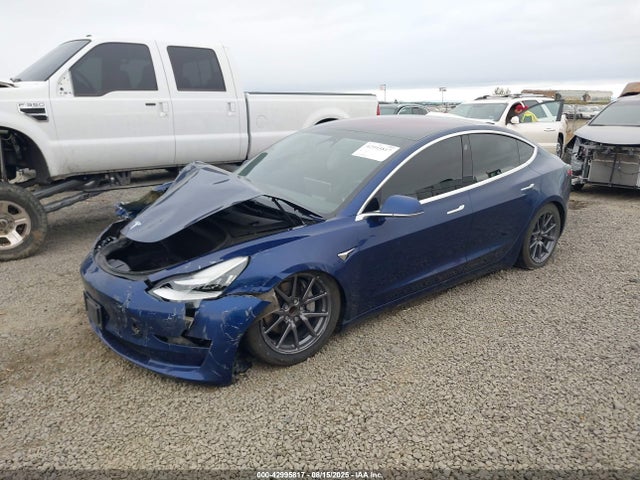 2019 TESLA MODEL 3 5YJ3E1EA7KF326212 Photo 1