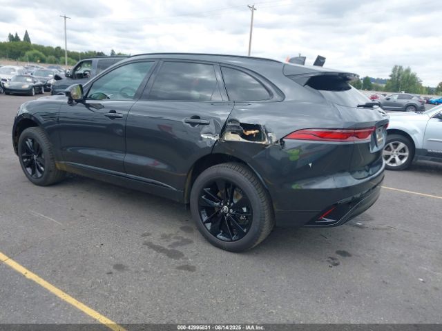 2025 JAGUAR F-PACE SADCT2EX8SA748213 Photo 2