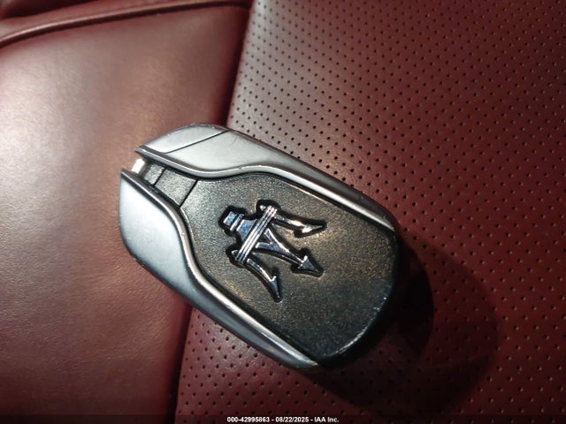 42995863 :رقم المزاد ، ZN661YUS0JX284352 vin ، 2018 Maserati Levante S Gransport مزاد بيع
