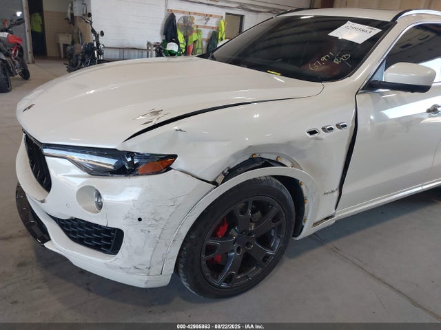 42995863 :رقم المزاد ، ZN661YUS0JX284352 vin ، 2018 Maserati Levante S Gransport مزاد بيع